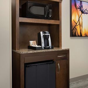One-Bedroom Suite Hearing Accessible